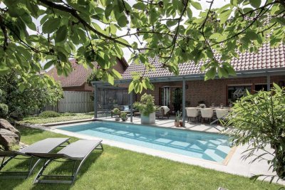 EFH mit Pool beheizt und Luxusküche