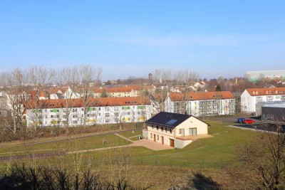 ***ca.7% Rendite - vollmöblierte 3 RWE mit Balkon und Tageslichtbad***optional Garage