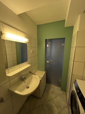 *UNTERMIETE 6 - 10 Monate* in Altbauwohnung in der Kölner Südstadt