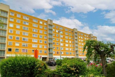 Citylage: Modernisierte 3-Zimmer-Etagenwohnung mit Balkon in Düren
