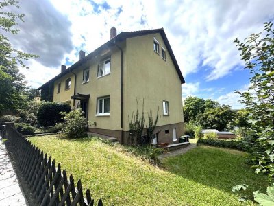 Reiheneckhaus mit Weitblick – solide Substanz, großes Potenzial, naturnah am Kellerwald!