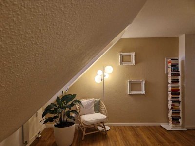 Haustierfreundlich, frisch renoviert, teilmöbliert, WG-geeignet und zentrumsnah