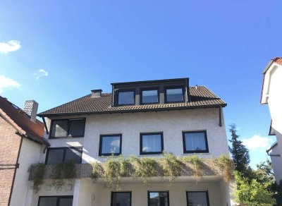 Charmante, großzügige 4-Zimmer Wohnung mit viel Licht und Fernblick