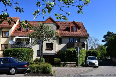 Ruhig wohnen, zentral angebunden – ansprechende 3-Zimmer-Eigentumswohnung in Roßdorf