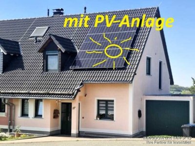 Energiesparendes Einfamilienhaus mit PV-Anlage, Kamin, Fußbodenheizung zu verkaufen!