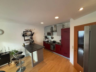 Gemütliche Innenstadtwohnung mit Balkon in den grünen Innenhof!