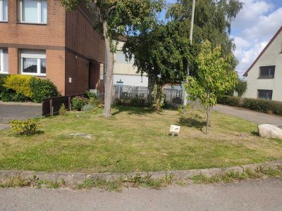 Renovierte, ruhige 3,5-Zimmer Einzelwohnung mit Garten