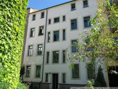 Top gepflegte Maissonette-Wohnung mit Einbauküche