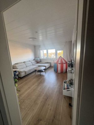Freundliche 3,5-Zimmer-Wohnung mit gehobener Innenausstattung mit Balkon in Moers-Repelen