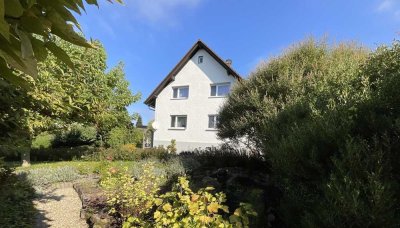 Idyllisches Anwesen mit viel Wiesen und Wald