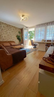 Vollsanierte Erdgeschoss Wohnung /Möbiliert