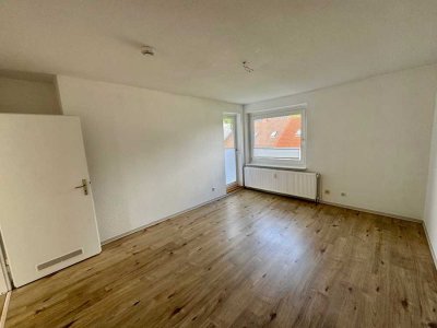 Helle 3-Zimmer-Wohnung mit Balkon und Stellplatz in SZ-Gebhardshagen