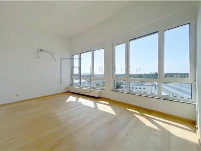 Lichtdurchflutetes Penthouse mit Dachterrasse und TG-Stellplätzen