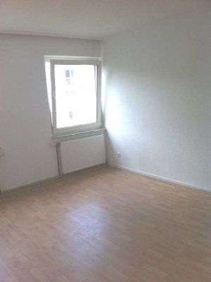 "gepflegte 3 Raumwohnung auf 65m²" absofort zu vermieten!!!