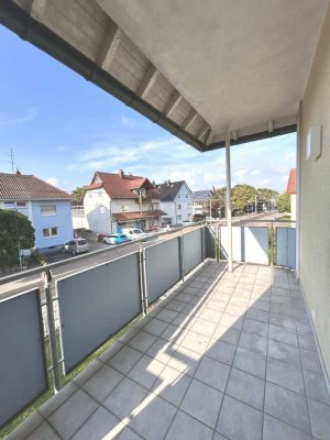 7335 - Erstbezug nach Sanierung: Gut geschnittene 3-Zimmerwohnung mit Balkon u. Garage!