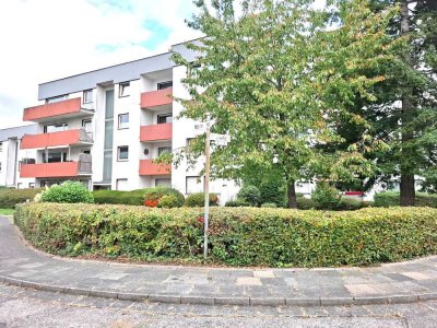 Ruhige Lage Ensen:  Solide 3 - Zimmerwohnung mit Süd-West-Loggia und Tiefgaragenstellplatz!