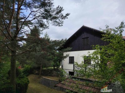 Idyllisches Wohnhaus auf riesengroßem Grundstück (1850m²) vermittelt Urlaubsfeeling –Waldrandlage!