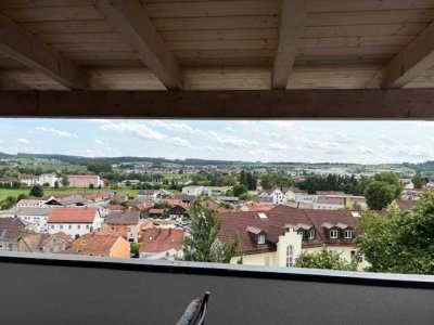 Traumhafte Dachgeschosswohnung mit Blick über Pfarrkirchen – zentrumsnah und dennoch ruhig gelegen!