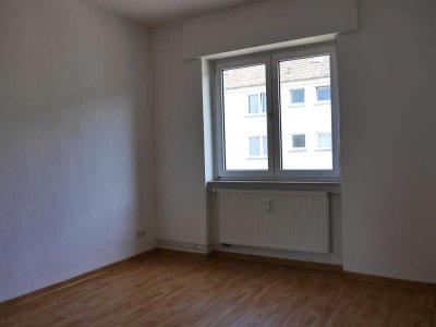 ﻿Schöne 2-Zimmer-Wohnung mit Tageslichtbad und Balkon im Limes-Quartier zu vermieten