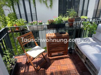 Tauschwohnung: 2-Zimmer Altbau mit Balkon gg größere Whg (Terrasse/Garten)
