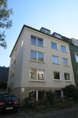 Gepflegte 4 Raumwohnung in bevorzugter Stadtparklage