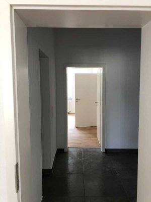 Schöne fünf Zimmer Wohnung in komplett renovierten Haus in Bielefeld, Innenstadt