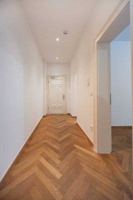 Attraktive 2-Zimmer-Wohnung mit Terrasse - im generalsanierten denkmalgeschützten Altbau