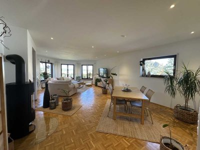 Traumhafte 4-Zimmer Wohnung mit Balkon und Garage