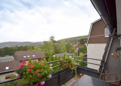 Gepflegte 3-Zimmer-Wohnung mit Balkon und schönem Ausblick!