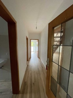 Schöne, helle Dachgeschosswohnung mit Balkon in Essen