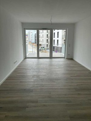 *Erstbezug* Große 3-Zimmer Wohnung mit Balkon und Stellplatz