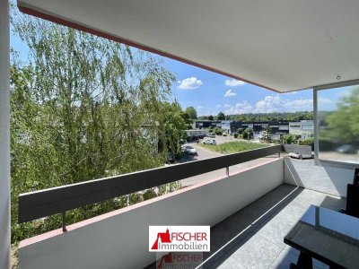 Gut geschnittene 2,5-Zimmer-Wohnung mit Aufzug, Balkon und Stellplatz in zentraler Lage...