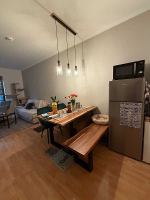 Gemütliche,  2 Zi. Whg. incl. Hobbyraum mit Terrasse zum Wohlfühlen