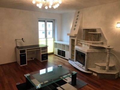 Gemütliche 3-Zimmer-Wohnung mit Balkon Nähe PMU, LKH, Aiglhof – Toplage