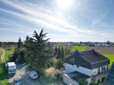 SCHWIND IMMOBILIEN - Doppelhaushälfte in traumhafter Feldrandlage