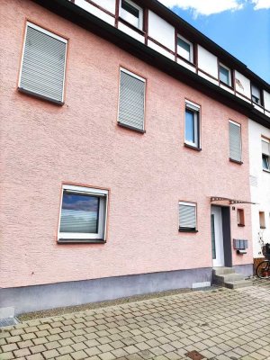 Freundliche 2,5-Zimmer-DG-Wohnung in Schonungen