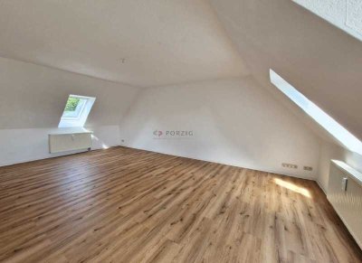 +++Gemütliche Dachgeschosswohnung mit 3 Zimmern+++