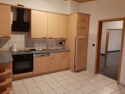 Helle 4-Zimmer-Wohnung mit Balkon in Biebertal