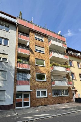 KL-Nähe Zentrum: Top-gepflegte Eigentumswohnung m. 3 Zimmern, Küche, Bad, Balkon u. Dachterrasse