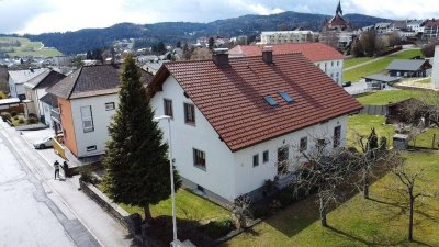 Zwei Wohneinheiten, zwei Eingänge - Zentral und ruhig