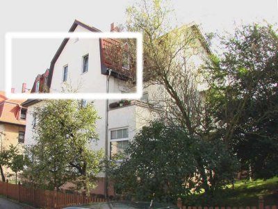 Chemnitz-Siegmar: ruhige 3-Raum-Mansarden-Wohnung mit großem Gartengrundstück