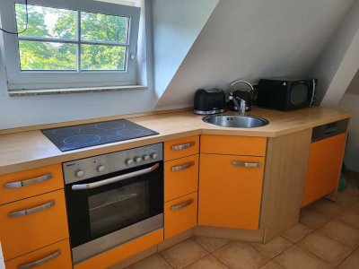 "Wohnen über zwei Etagen" mit Dachterrasse - EBK Abkauf mögl.