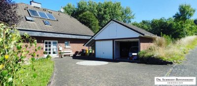 Verklinkertes Zweifamilienhaus BJ 1990 auf knapp 1000m² Grundstück in Netphen/Hainchen!