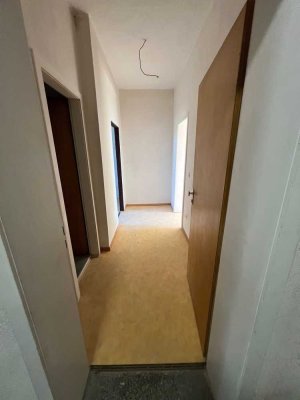 Frisch sanierte 2 Zimmer Wohnung in Essen, 2. OG