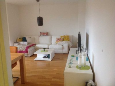 Helle 2-Zimmer-Wohnung im 3. OG mit Balkon in Düsseltal