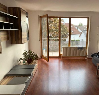 Hübsche 2-Zi-DG Wohnung mit Balkon und moderner Einbauküche in Obersulm-Affaltrach