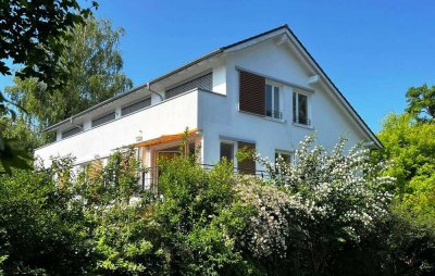 Perfekte 4-Zi-Eigentumswohnung mit Balkon & 2 TG-Stellplätze, ideale Lage Pullach-Höllriegelskreuth