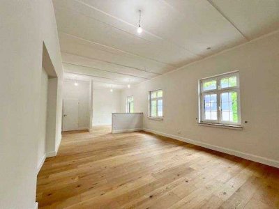 ERSTBEZUG NACH SANIERUNG / ALTBAU - 4 ZI -OFF. KÜCHE - 2 BÄDER - PARKETT- 2 BALK. -STP