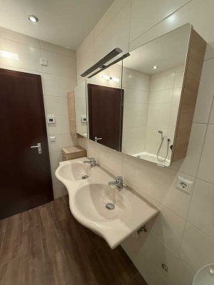 5-Zimmer Wohnung mit Balkon in Heilbronn-Sontheim