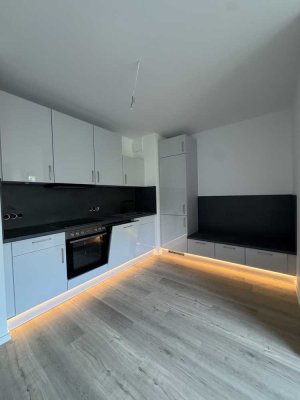 Neubau-Erstbezug (!) Etagen-Whg. in urbaner Lage von Hamburg-Lurup